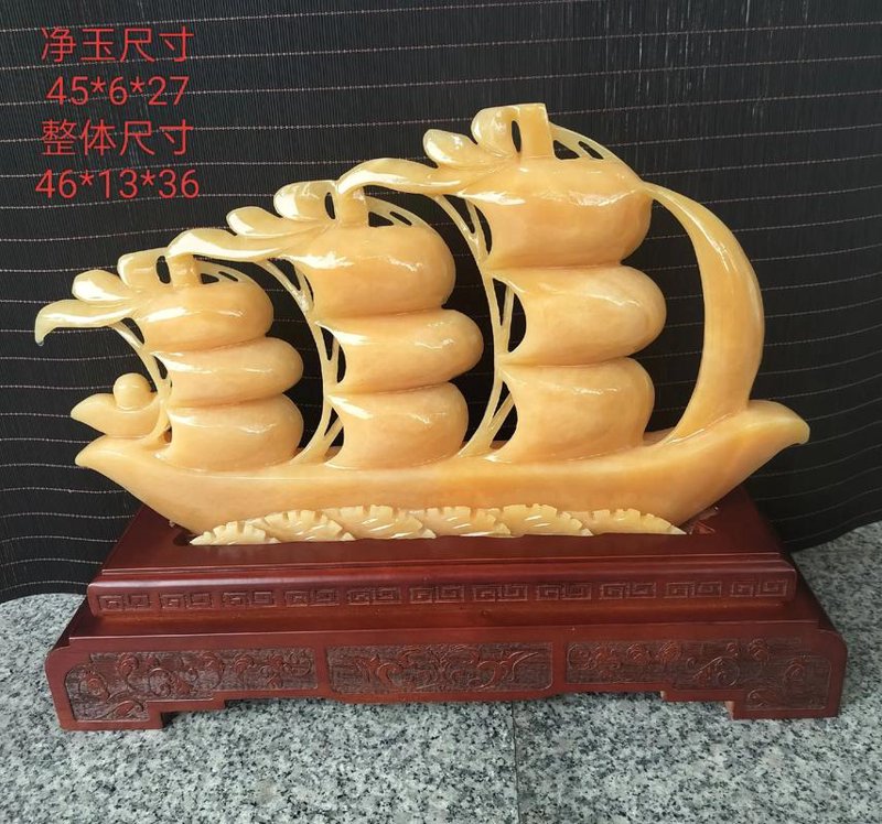 商务礼品定制：企业形象的无声大使